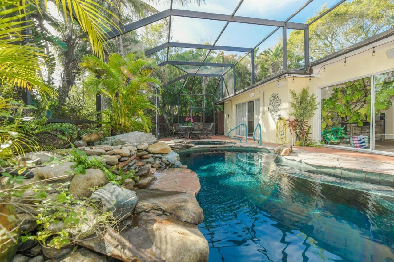 Island Time - Home Wenclosed Lagoon Style Pool Spa Walk To Beach Bikes Holmes Beach Exterior photo