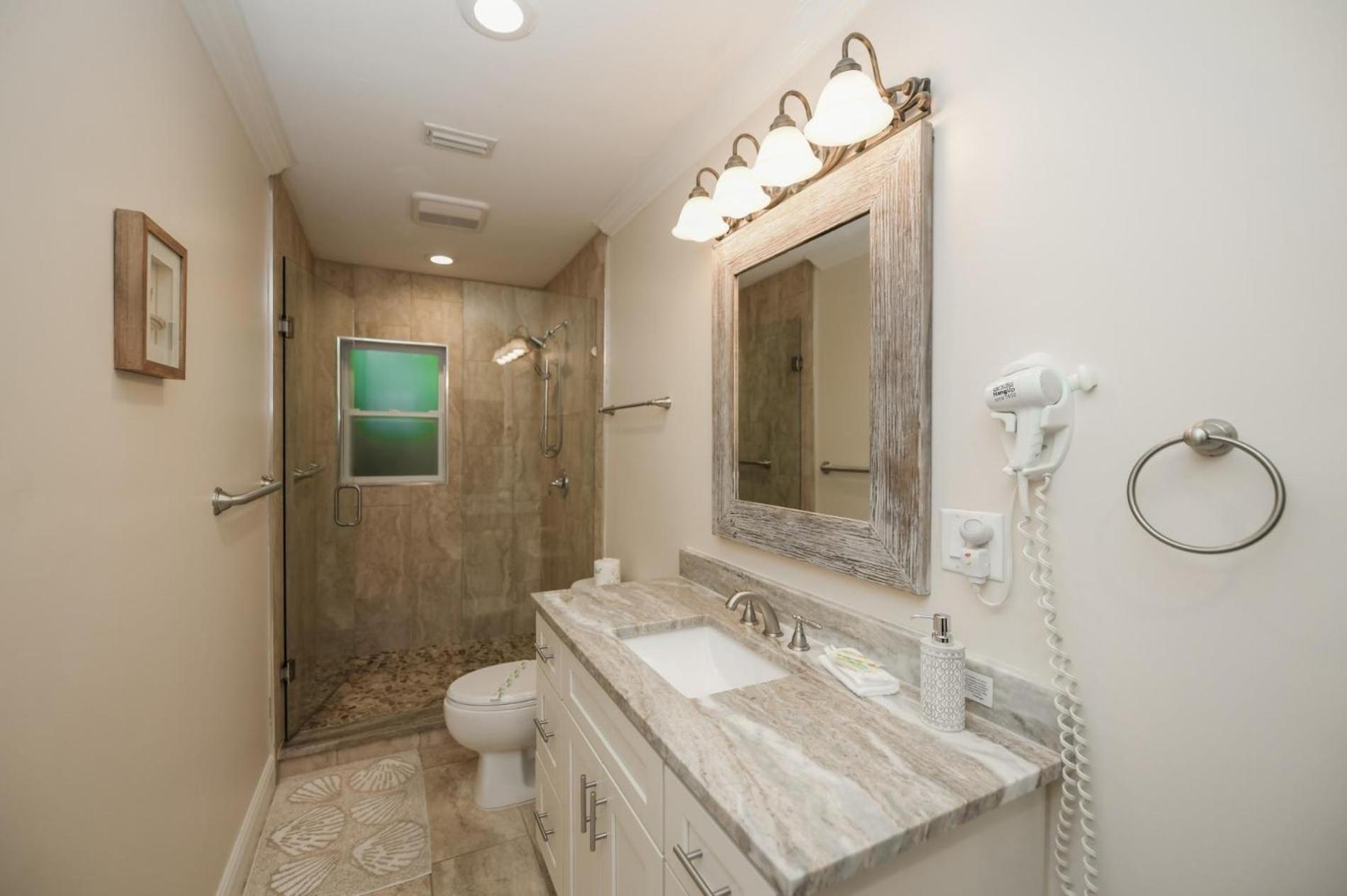 Island Time - Home Wenclosed Lagoon Style Pool Spa Walk To Beach Bikes Holmes Beach Exterior photo